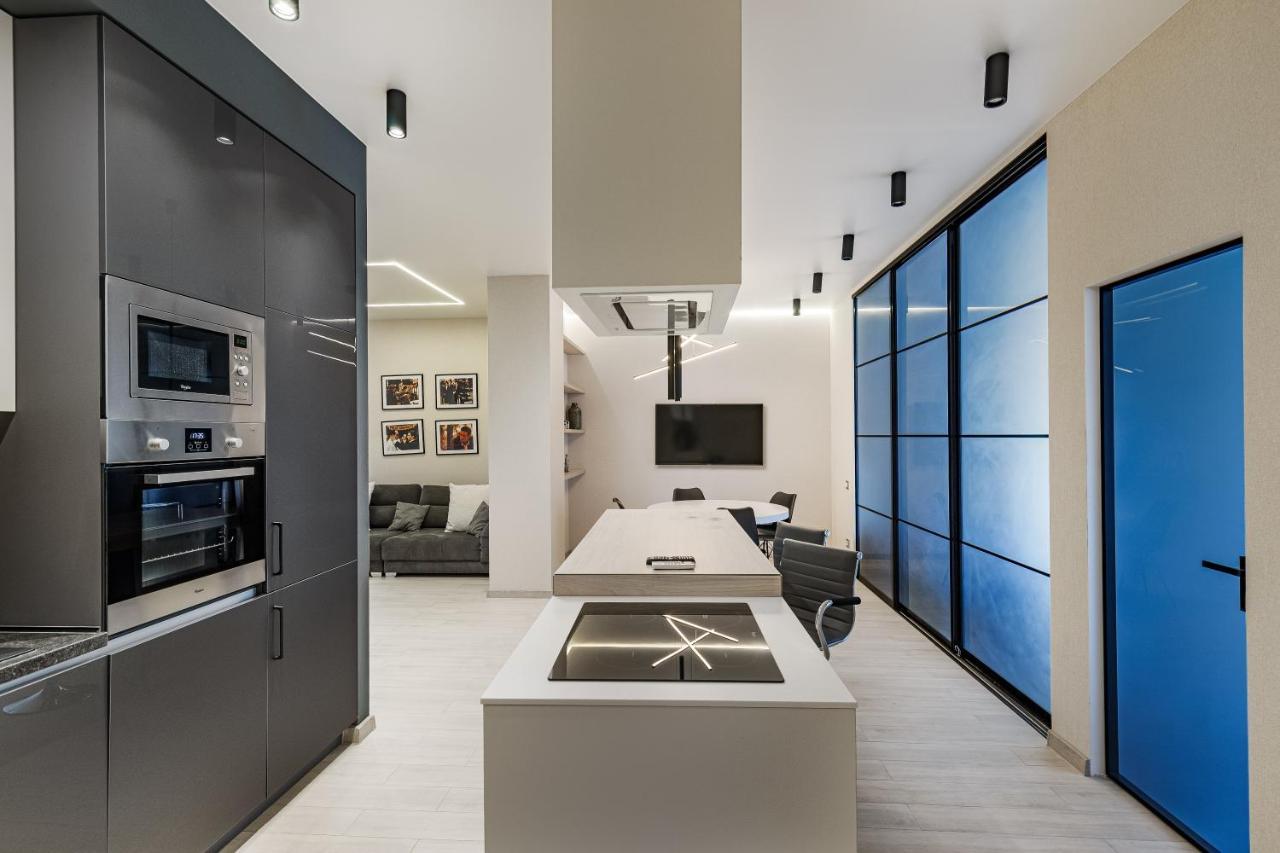 Sea Symphony Design Apartment Odesa Exterior photo